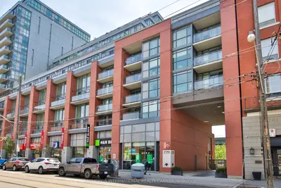 Condo Apartment in Toronto