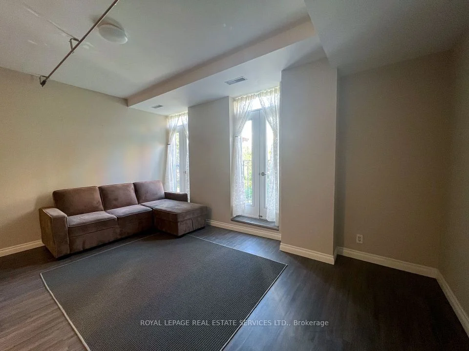 135 Maitland Street #302, Toronto C08, ON M4Y 1E5