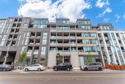 Condo Apartment in Toronto
