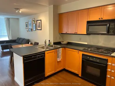 Condo Apartment in Toronto