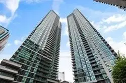 33 Bay Street 1013, Toronto C01, On M5j 2z3