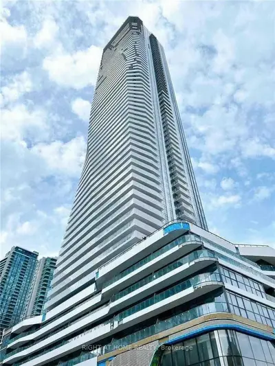 28 Freeland Street 907, Toronto C08, On M5e 0e3