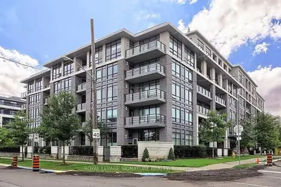 Condo Apartment in Toronto
