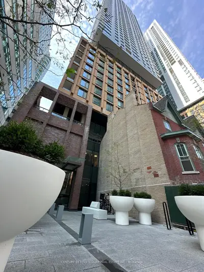 Condo Townhouse in Toronto