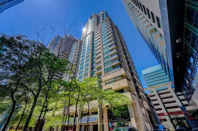 750 Bay Street 1110, Toronto C01, On M5g 1n6
