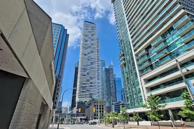100 Harbour Street 5402, Toronto C01, On M5j 2t5