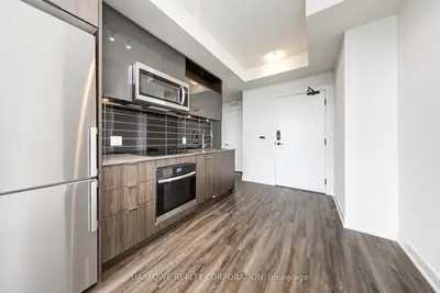 Condo Apartment in Toronto