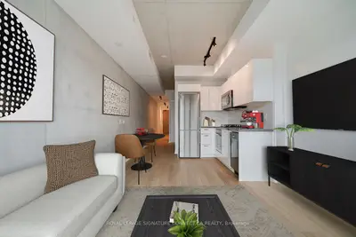 Condo Apartment in Toronto