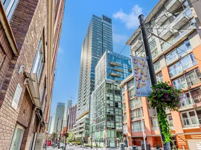Common Element Condo in Toronto