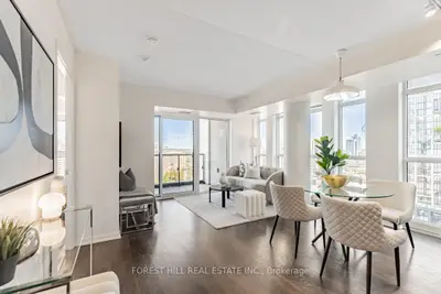 Condo Apartment in Toronto