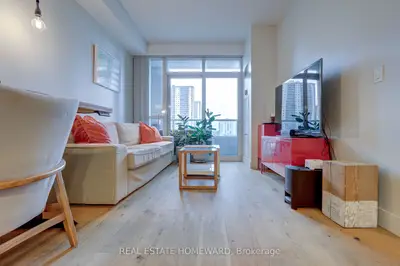 Condo Apartment in Toronto