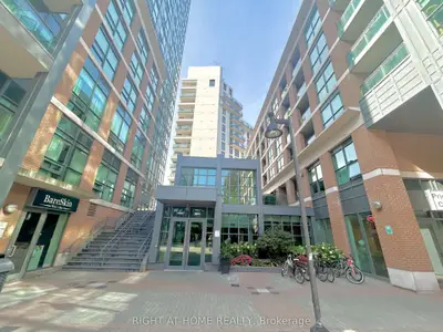 Common Element Condo in Toronto