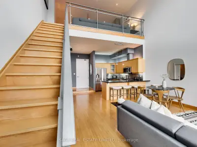 Condo Apartment in Toronto