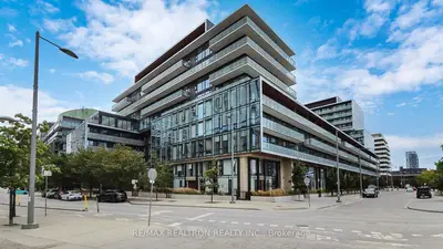 Condo Apartment in Toronto