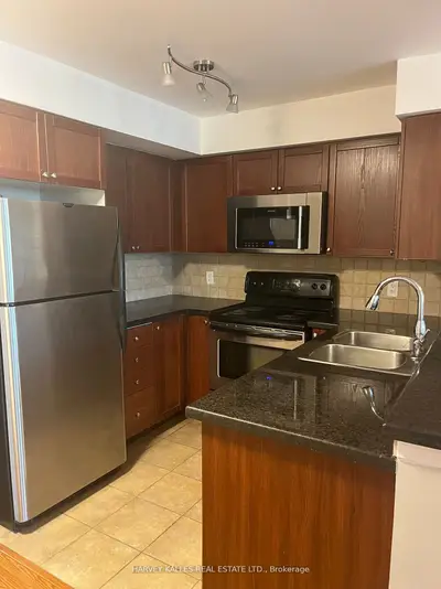 Condo Apartment in Toronto