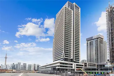 Condo Apartment in Toronto