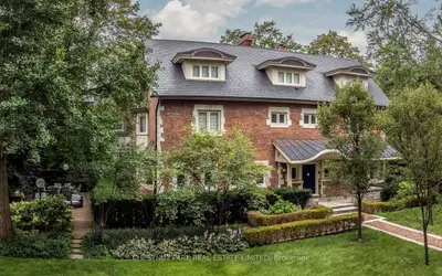 Detached in Toronto