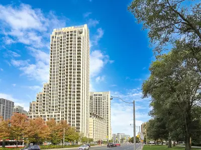 Condo Apartment in Toronto