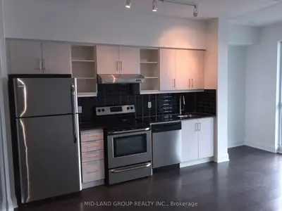 160 Vanderhoof Avenue 1012, Toronto C11, On M4g 4k3