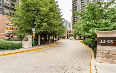 Condo Apartment in Toronto