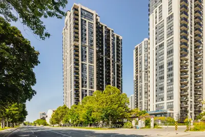 Condo Apartment in Toronto