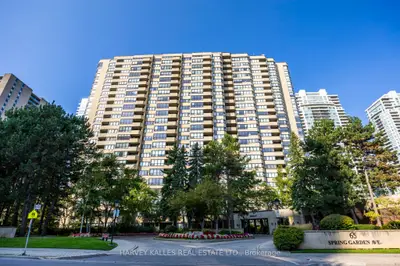 Condo Apartment in Toronto