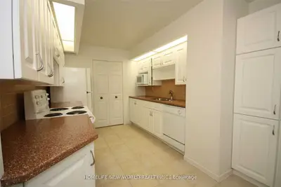 Condo Apartment in Toronto