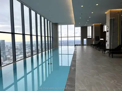 7 Grenville Street 3912, Toronto C01, On M4y 0e9