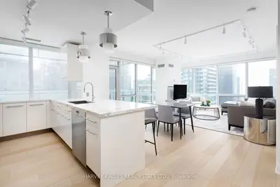 80 John Street 3102, Toronto C01, On M5v 3x4