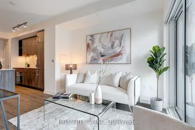 Condo Apartment in Toronto