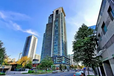 Room in Toronto