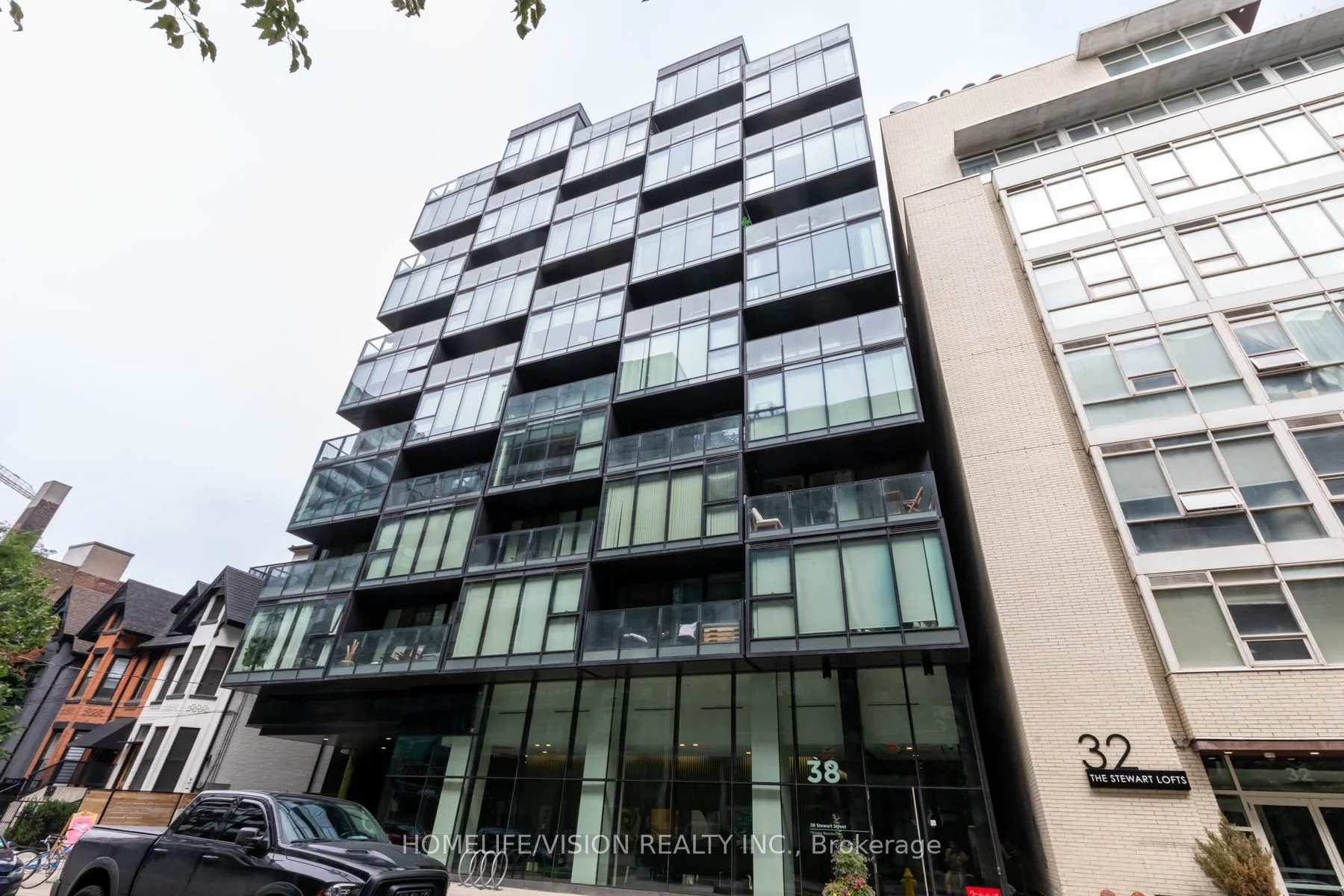 38 Stewart Street 1008, Toronto C01, On M5v 1h6