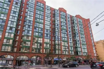Condo Apartment in Toronto