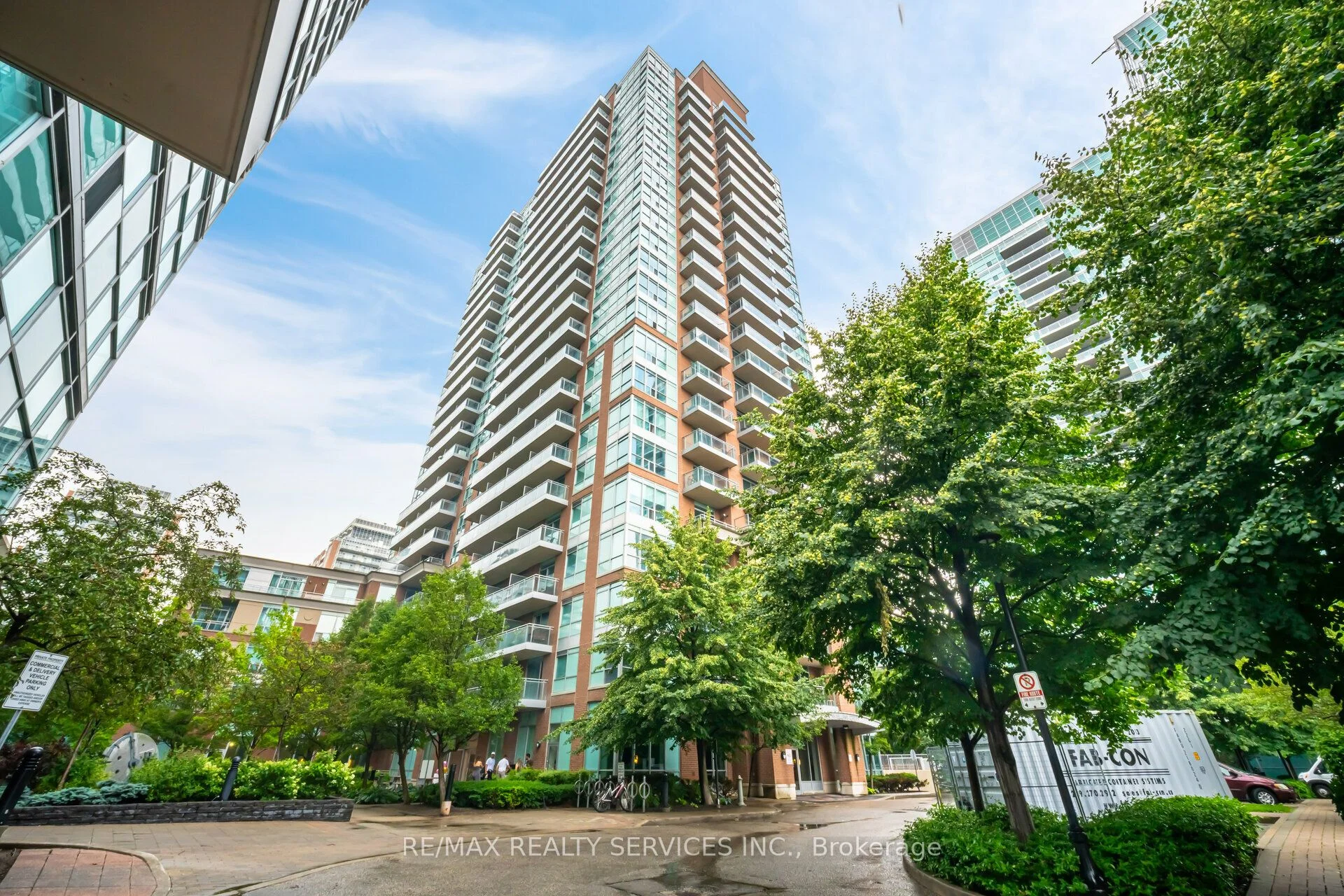Condo Apartment in Toronto
