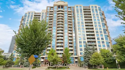 Condo Apartment in Toronto