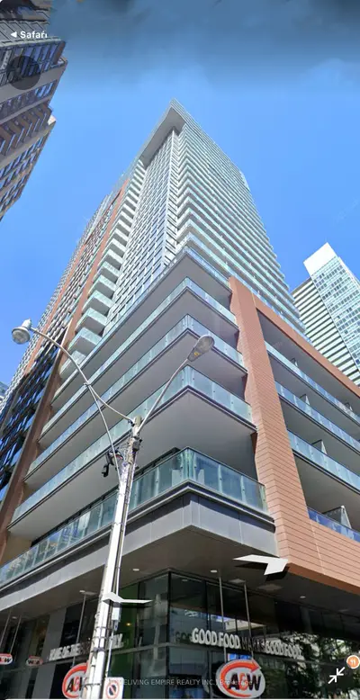 8 Mercer Street 313, Toronto C01, On M5v 0c4