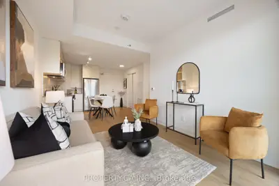 10 Deerlick Court 409, Toronto C13, On M3a 0a7