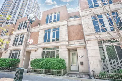 Condo Apartment in Toronto