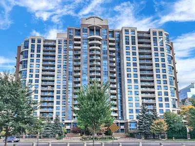 Condo Apartment in Toronto