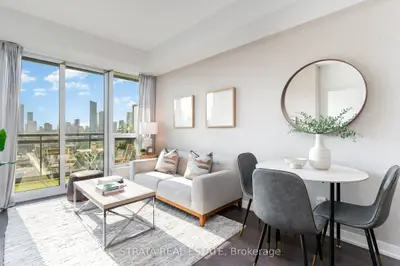 Condo Apartment in Toronto