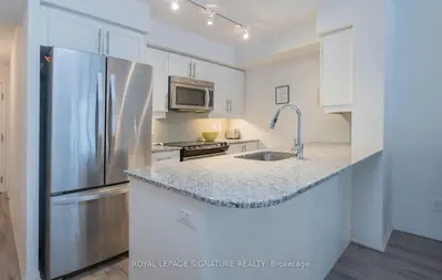Condo Apartment in Toronto