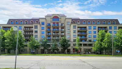Condo Apartment in Toronto