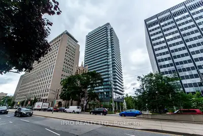 Condo Apartment in Toronto