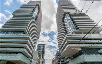 Condo Apartment in Toronto
