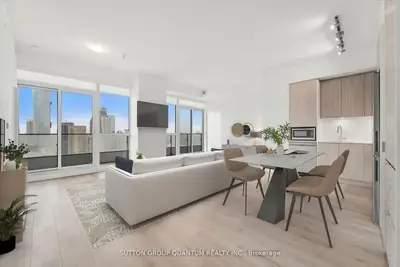 Condo Apartment in Toronto