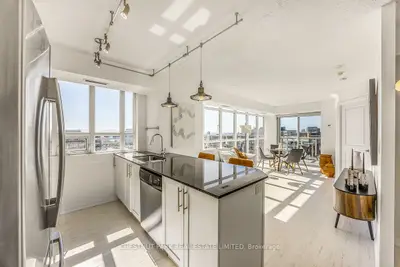 Condo Apartment in Toronto