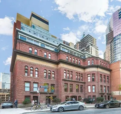 Condo Apartment in Toronto