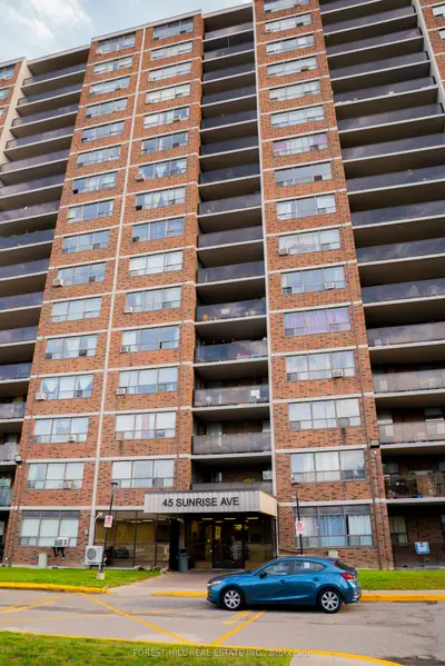 Condo Apartment in Toronto
