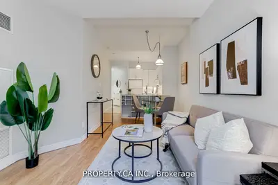 Condo Apartment in Toronto