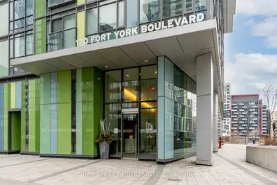 Condo Apartment in Toronto